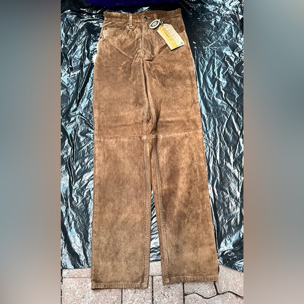 Skotts Suede women’s BNWT pants sz 4/26 brown tan